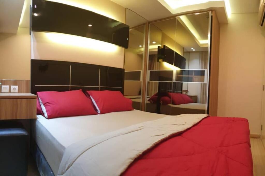 1 Bedroom Apartment Near Central Park Mall Jakarta Bagian luar foto