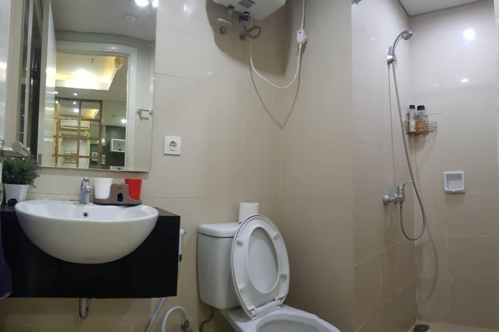 1 Bedroom Apartment Near Central Park Mall Jakarta Bagian luar foto